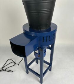 Tobacco cutting machine